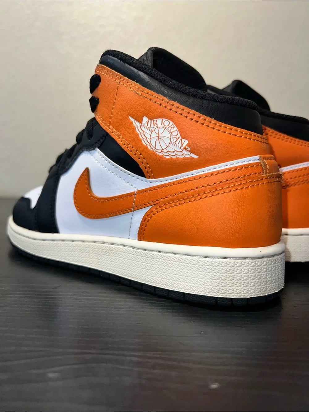 Kids Air Jordan 1 Mid 